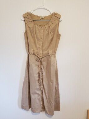 Old Navy Sleeveless Tie Cinch Waist Tan Dress With Scoop Neck And Button Front